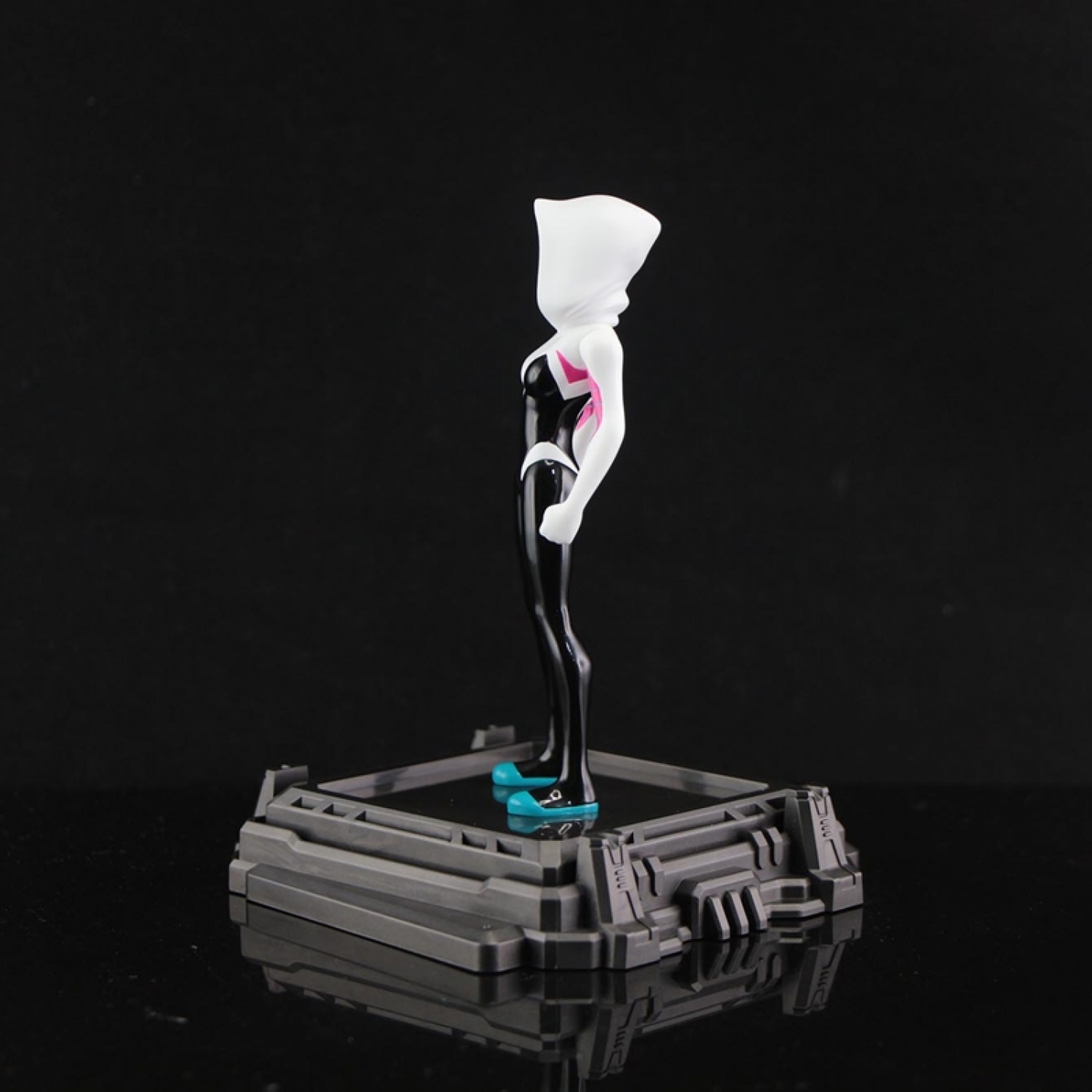 Super Hero Illuminated Gallery Collection 2 Spider Gwen